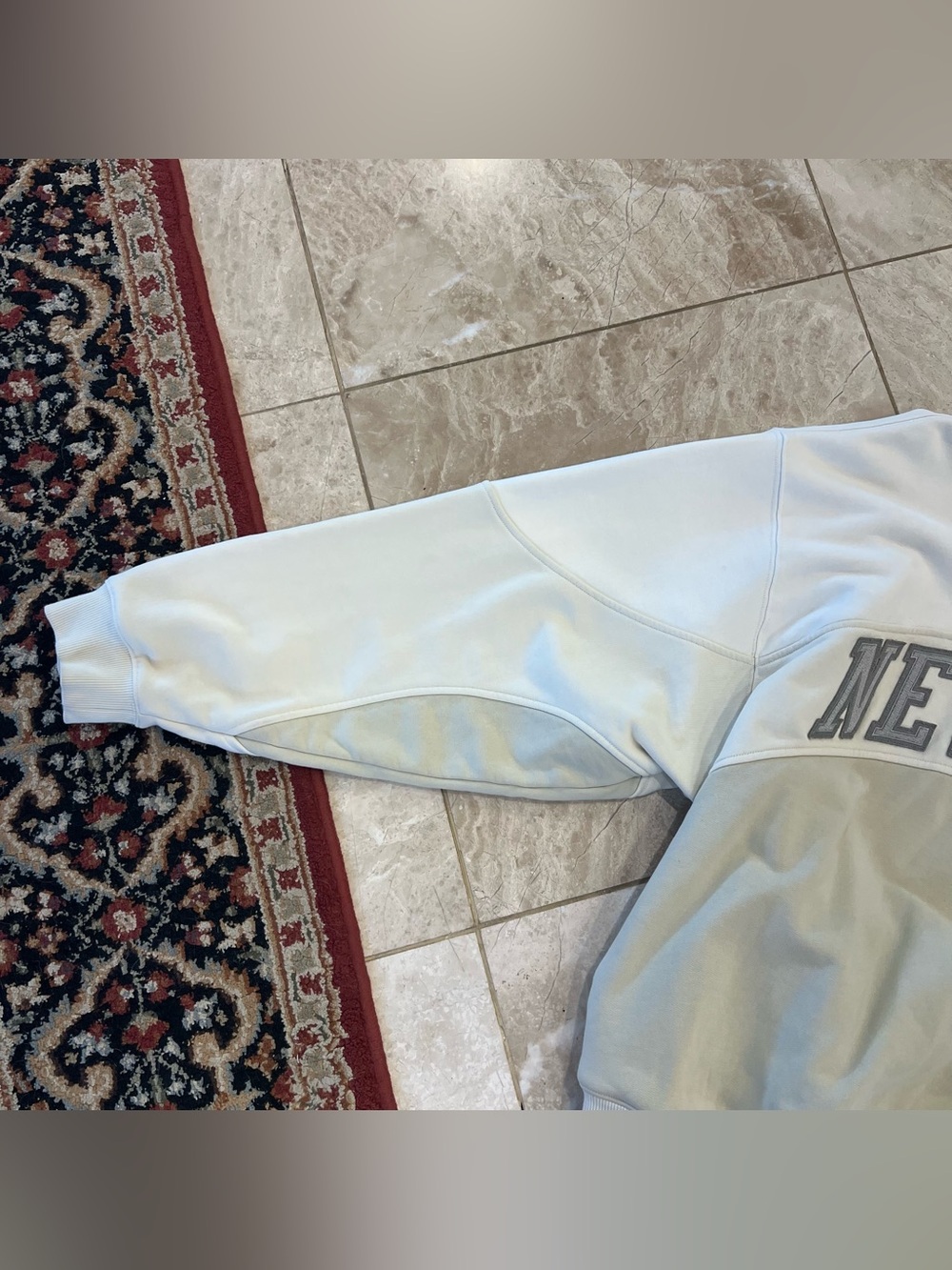 KITH x New York Knicks Hunter III Panelled Quarter Zip Sweater for Women - Picture 2 of 10